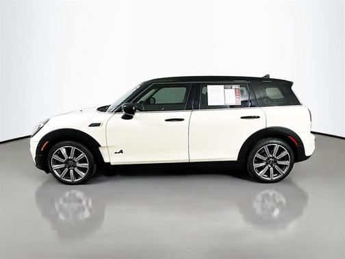 2023 MINI Clubman Cooper S ALL4