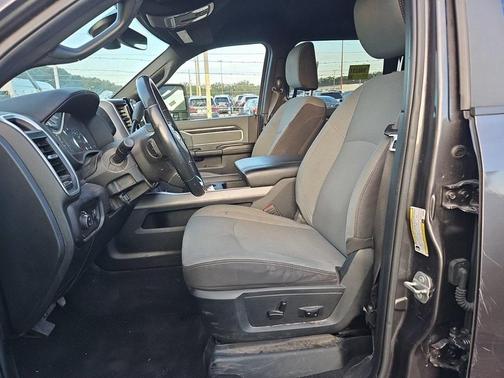 2023 RAM 2500 Big Horn Crew Cab 4x4 6'4' Box