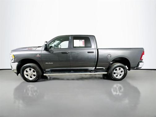 2023 RAM 2500 Big Horn Crew Cab 4x4 6'4' Box