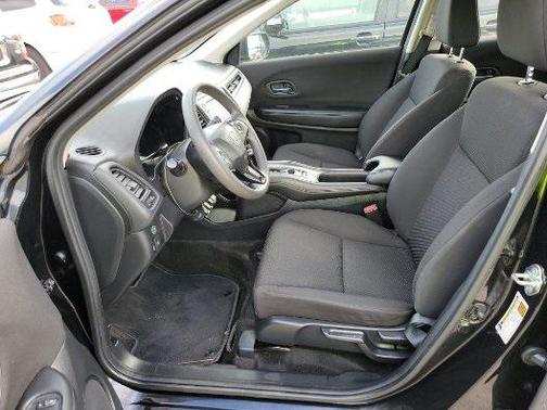 2017 Honda HR-V LX