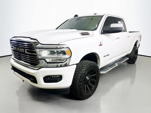 2022 RAM 2500 Laramie Crew Cab 4x4 6'4' Box