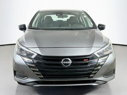 Gun Metallic 2025 Nissan Versa 1.6 S