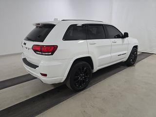 Bright White Clearcoat 2018 Jeep Grand Cherokee Altitude