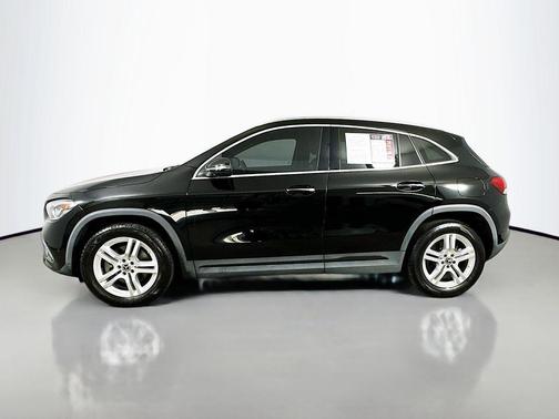 2021 Mercedes-Benz GLA 250 Base 4MATIC
