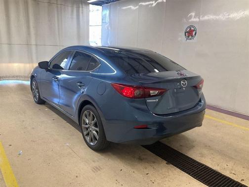 2018 Mazda Mazda3 Touring