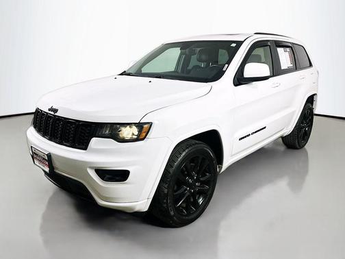Bright White Clearcoat 2020 Jeep Grand Cherokee Altitude