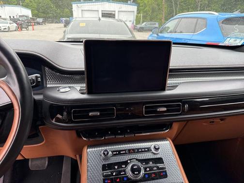 Pristine White 2021 Lincoln Aviator Black Label AWD