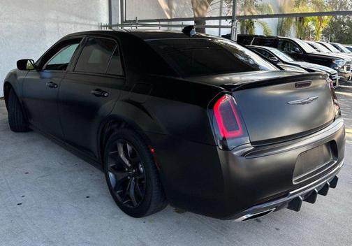 2021 Chrysler 300 Touring