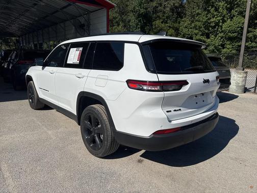 2022 Jeep Grand Cherokee L Altitude