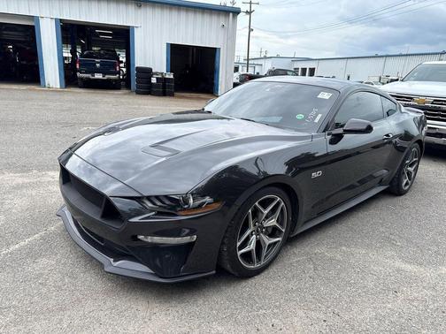 Dark Matter Gray Metallic 2022 Ford Mustang GT