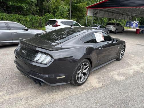 Dark Matter Gray Metallic 2022 Ford Mustang GT