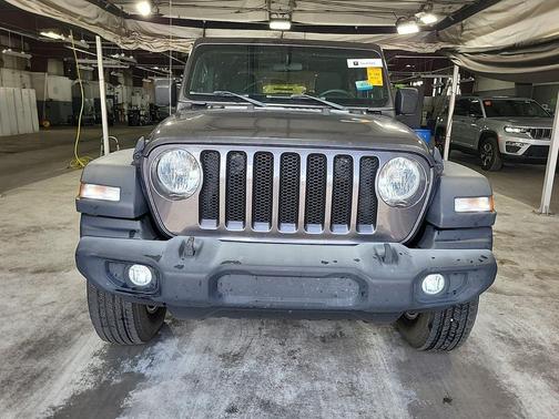 Granite Crystal Metallic Clearcoat 2023 Jeep Wrangler Sport S
