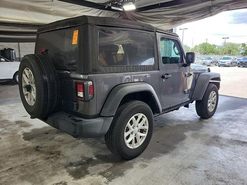 Granite Crystal Metallic Clearcoat 2023 Jeep Wrangler Sport S