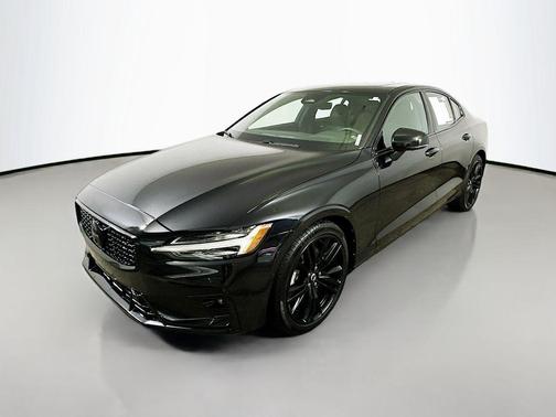 2024 Volvo S60 B5 Plus Black Edition