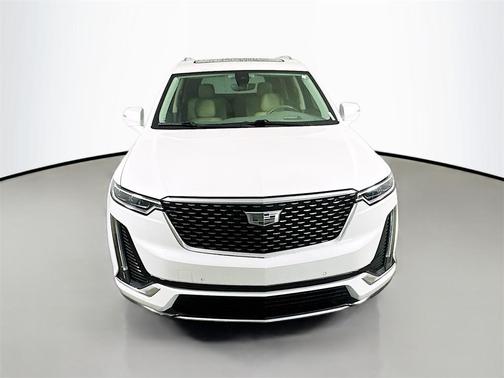 2022 Cadillac XT6 Premium Luxury FWD