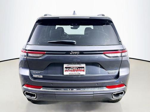 2022 Jeep Grand Cherokee Overland
