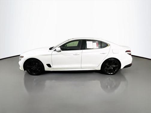 2023 Genesis G70 2.0T RWD