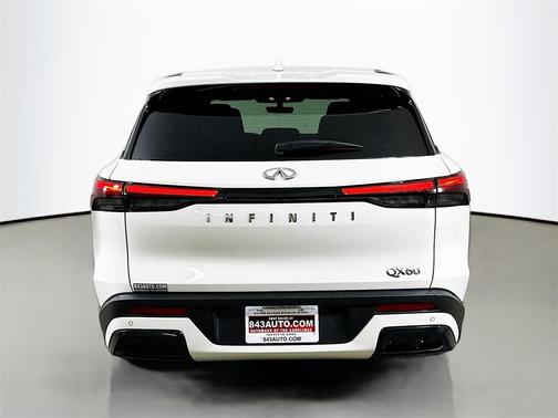 2025 INFINITI QX60 Pure