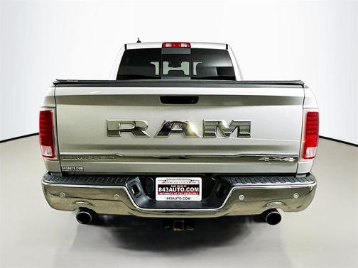 2017 RAM 1500 Limited Crew Cab 4x4 5'7' Box