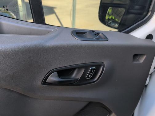 Oxford White 2024 Ford Transit-250 Base