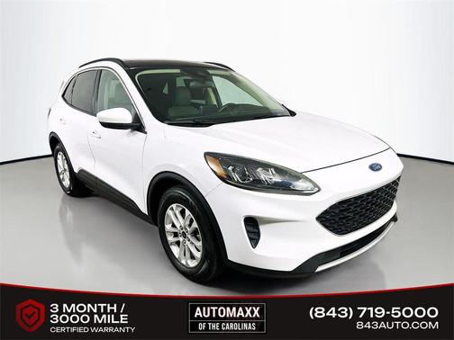 Oxford White 2020 Ford Escape SE