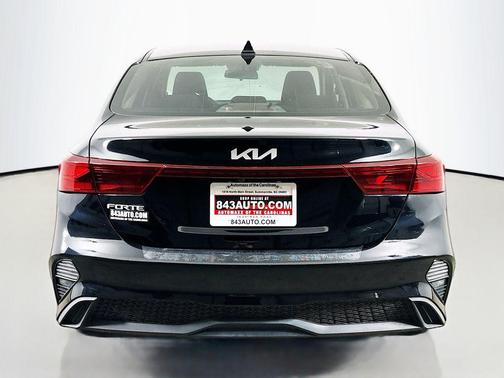 Aurora Black 2023 Kia Forte LXS