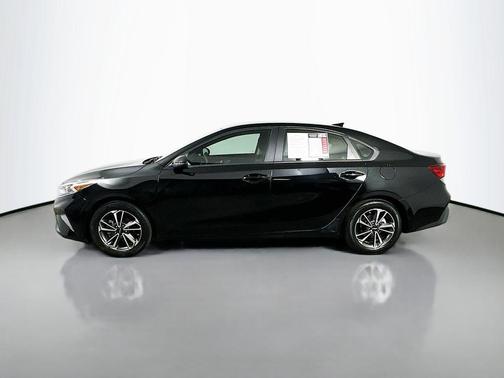 Aurora Black 2023 Kia Forte LXS