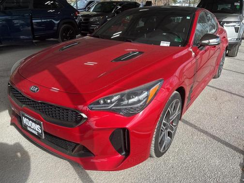 2018 Kia Stinger GT1