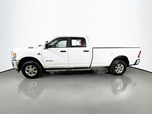 Bright White Clearcoat 2024 RAM 3500 Big Horn Crew Cab 4x4 8' Box