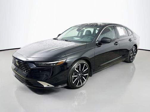 Crystal Black Pearl 2023 Honda Accord Hybrid Touring