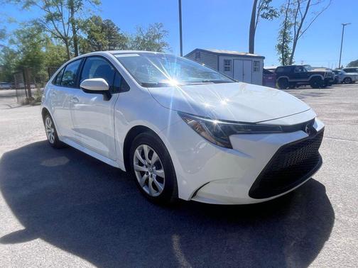 White 2022 Toyota Corolla LE