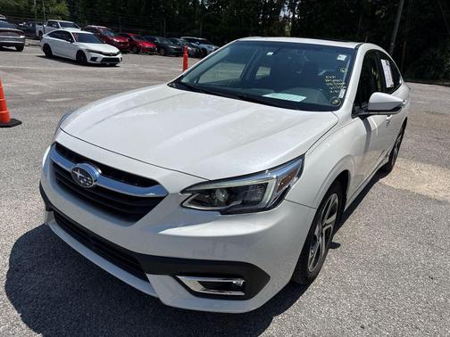 Crystal White Pearl 2022 Subaru Legacy Limited