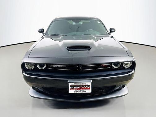 Pitch Black Clearcoat 2022 Dodge Challenger R/T