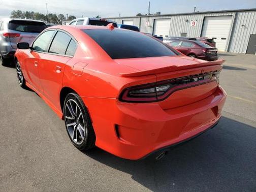 Go Mango 2022 Dodge Charger R/T