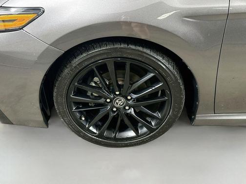 Predawn Gray Mica 2022 Toyota Camry XSE