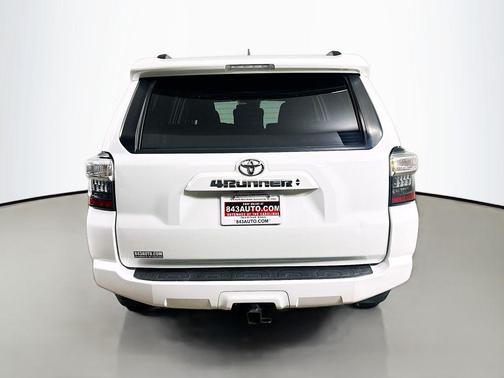Ice Cap 2023 Toyota 4Runner SR5 Premium