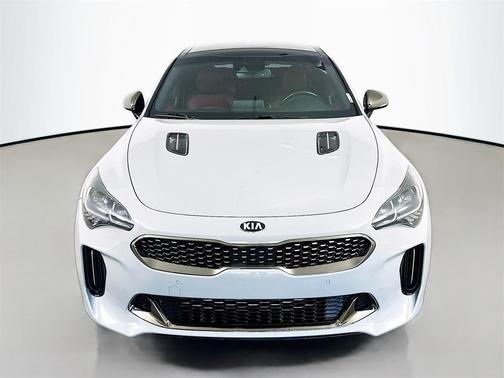 2021 Kia Stinger GT1