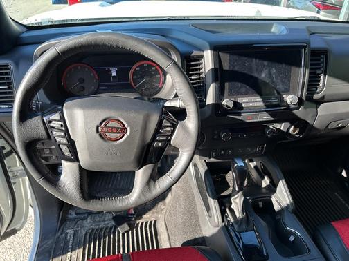 2022 Nissan Frontier PRO-X