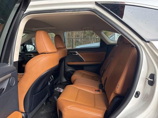 2022 Lexus RX 350L Base