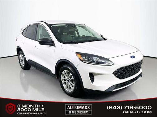 Star White Metallic Tri-Coat 2022 Ford Escape SE