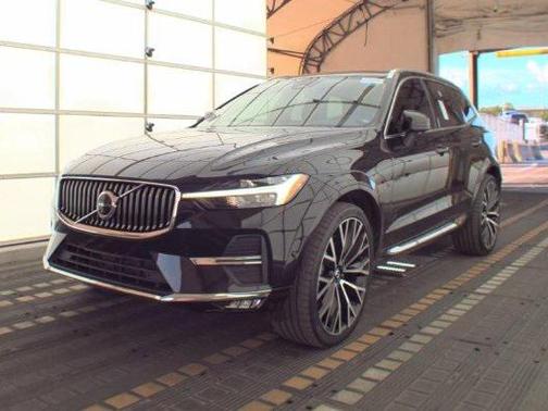 2022 Volvo XC60 B5 Inscription