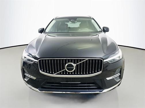 2022 Volvo XC60 B5 Inscription