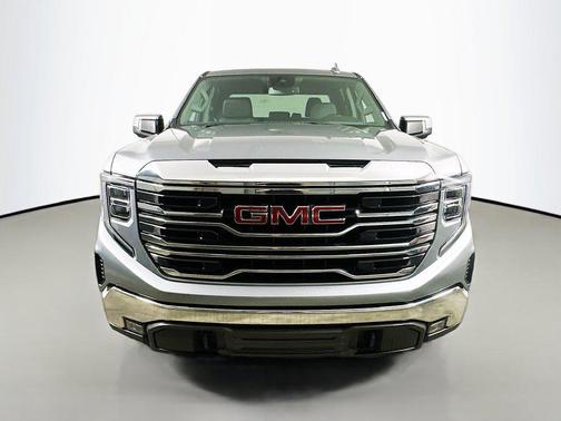 Sterling Metallic 2023 GMC Sierra 1500 SLT