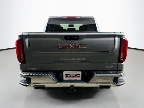 Sterling Metallic 2023 GMC Sierra 1500 SLT