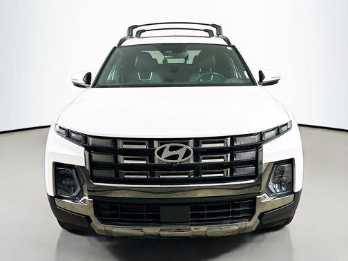 Atlas White 2025 Hyundai SANTA CRUZ Limited