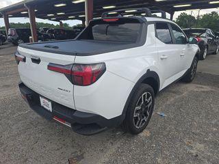 Atlas White 2025 Hyundai SANTA CRUZ Limited