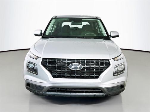 2021 Hyundai VENUE SE