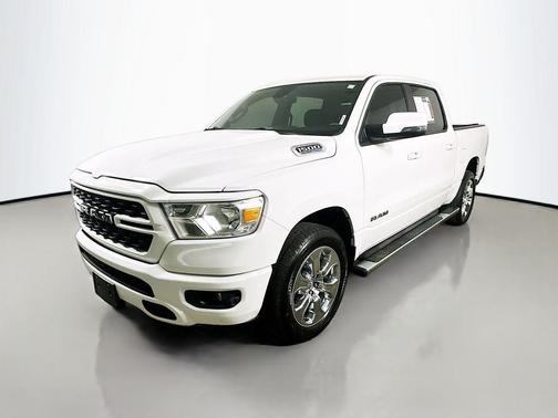 Bright White Clearcoat 2023 RAM 1500 Big Horn/Lone Star