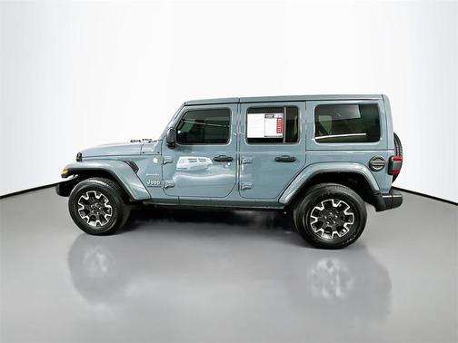 2024 Jeep Wrangler 4-Door Sahara 4x4