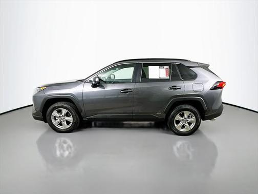 2022 Toyota RAV4 Hybrid LE